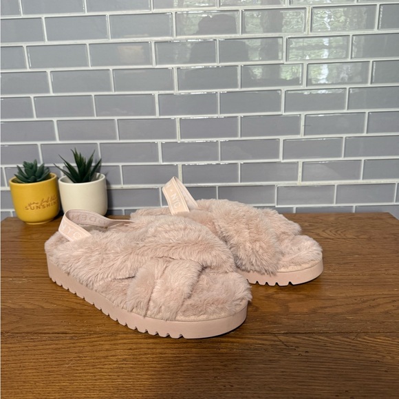 Madden NYC Faux Fur Platform Slippers Sandals Women’s Size 9 Blush Pink - Picture 1 of 8
